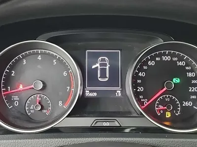 Volkswagen Golf 2014, 95603 км, за 7400000 KRW - фото 8