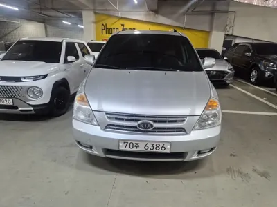 Kia Canival · 2013 год
