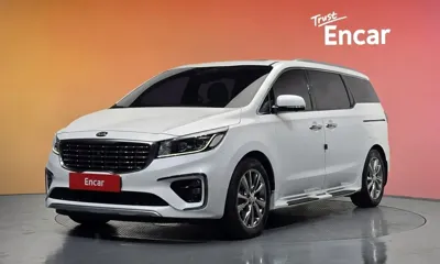 Kia Canival · 2019 год
