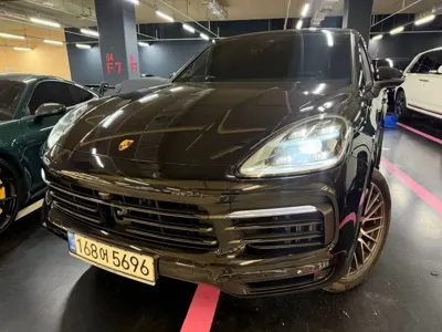 Porsche Cayenne · 2021 год
