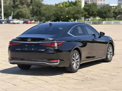 Lexus ES 2019, 160000 км, за 129000 CNY - фото 9