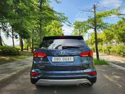 Hyundai Santafe 2016, 135000 км, за 11300000 KRW