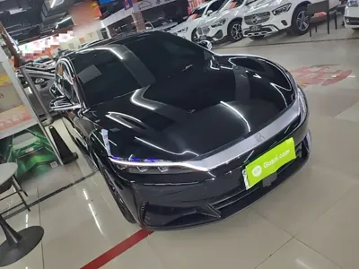 BYD Han 2024, 72600 км, за 111400 CNY