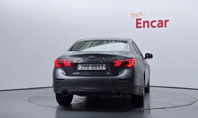Infiniti Q50 2016, 177174 км, за 3990000 KRW