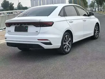 Geely Emgrand 2023, 30000 км, за 33800 CNY - фото 9