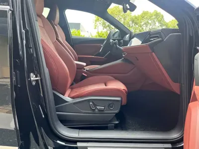 Audi Q5L 2026, 2000 км, за 298000 CNY - фото 9