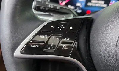 Mercedes-Benz GLE-Class 2025, 8358 км, за 123900000 KRW - фото 27