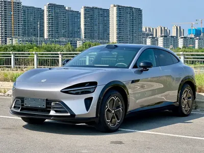 Xiaomi 小米YU7 · 2026 год