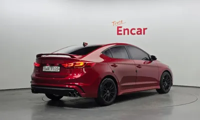 Hyundai Avante 2018, 153168 км, за 7600000 KRW