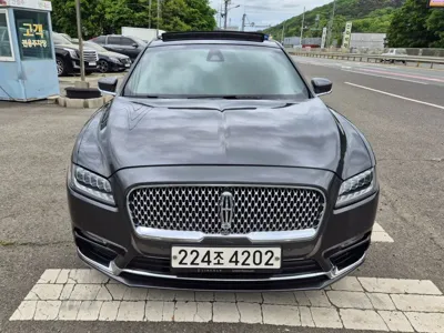 Lincoln Continental 2017, 41771 км, за 12400000 KRW - фото 3
