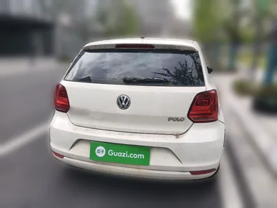 Volkswagen Polo 2014, 71300 км, за 29623.05 CNY