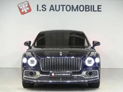 Bentley Flying Spur 2023, 33900 км, за 232000000 KRW