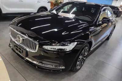 Volvo S90 · 2025 год