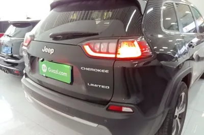 Jeep Cherokee 2019, 58400 км, за 70032.68 CNY - фото 5