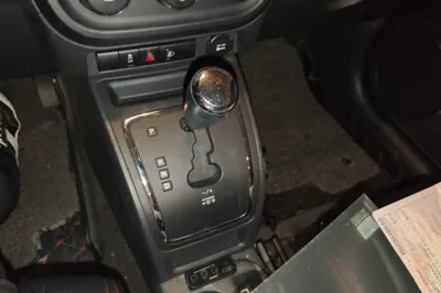 Jeep Patriot 2014, 65199 км, за 26634.44 CNY - фото 14