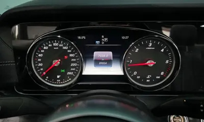 Mercedes-Benz E-Class 2018, 89834 км, за 29900000 KRW - фото 8