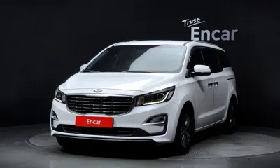 Kia Canival · 2019 год