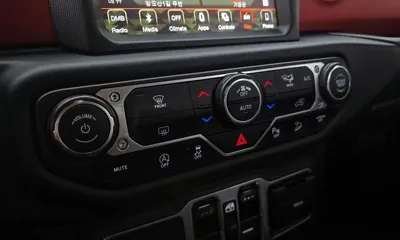 Jeep Wrangler 2018, 58523 км, за 38000000 KRW - фото 17