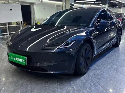 Tesla Model 3 2025, 59000 км, за 173800 CNY