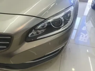 Volvo V60 2017, 102400 км, за 65700 CNY - фото 24