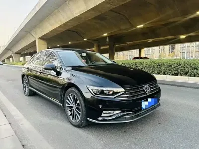 Volkswagen Magotan 2020, 60000 км, за 88800 CNY