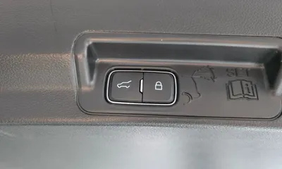 Ford Explorer 2022, 76852 км, за 28900000 KRW - фото 27