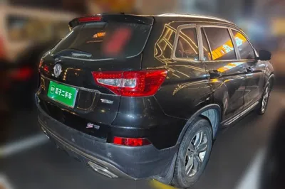 Changan CS75 2017, 146800 км, за 35144.73 CNY