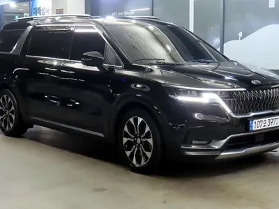 Kia Canival · 2021 год