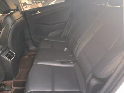 Hyundai Tucson 2015, 61300 км, за 47436.23 CNY - фото 18