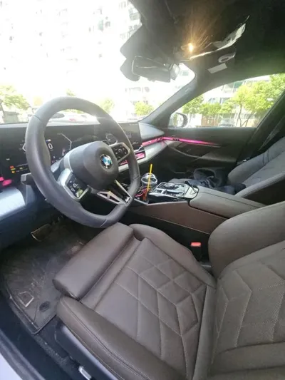 BMW 5-Series · 2026 год