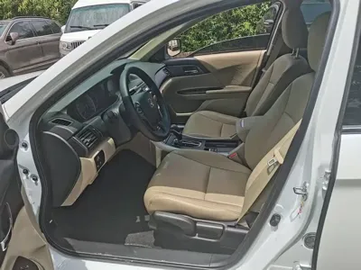 Honda Accord 2014, 49000 км, за 49800 CNY - фото 7
