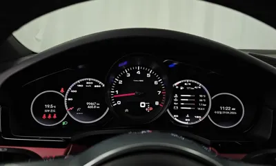 Porsche Cayenne 2022, 99467 км, за 68800000 KRW - фото 8