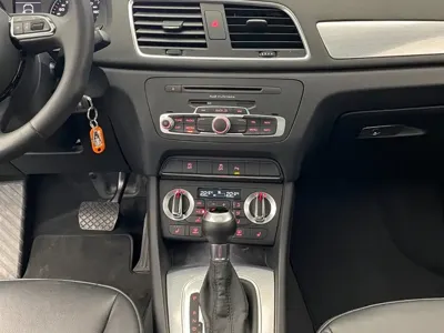 Audi Q3 2015, 106000 км, за 42800 CNY - фото 9