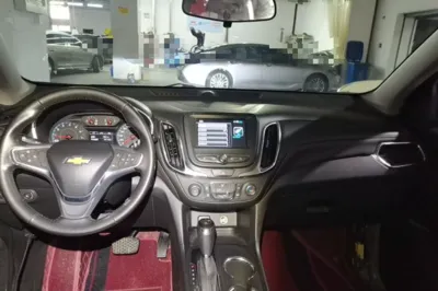 Chevrolet Equinox 2019, 135500 км, за 54276.33 CNY - фото 12