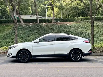 Venucia T90 2017, 130000 км, за 26800 CNY
