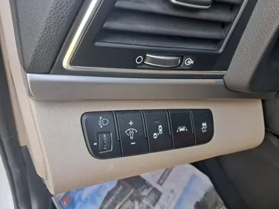 Hyundai Avante 2018, 182906 км, за 7800000 KRW - фото 8