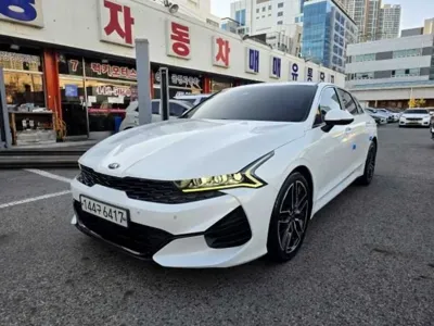 Kia K5 · 2020 год