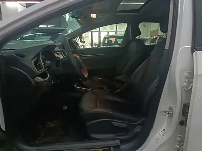 Buick Excelle 2021, 39800 км, за 40400 CNY - фото 15