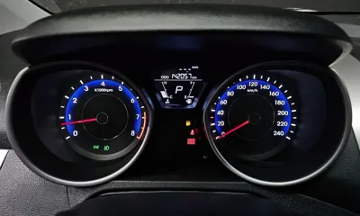 Hyundai Avante 2012, 142057 км, за 3700000 KRW - фото 8