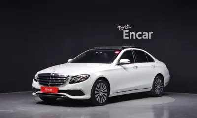 Mercedes-Benz E-Class · 2017 год