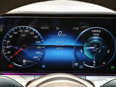 Mercedes-Benz E-Class 2021, 46000 км, за 249800 CNY - фото 19
