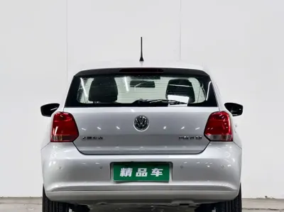 Volkswagen Polo 2011, 45000 км, за 10900 CNY