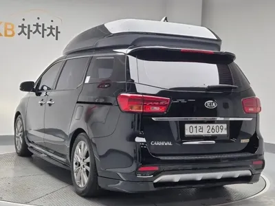 Kia Canival 2019, 64604 км, за 26800000 KRW