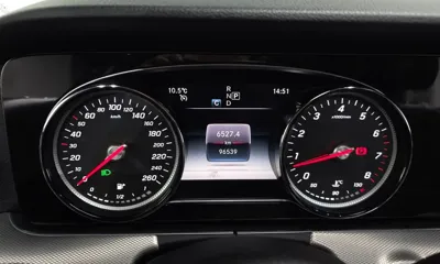 Mercedes-Benz E-Class 2019, 96539 км, за 21500000 KRW - фото 8