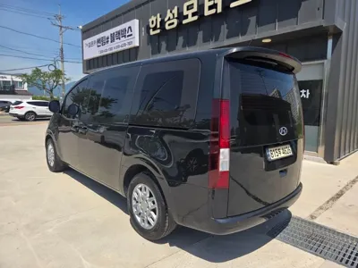 Hyundai Staria 2022, 53520 км, за 24000000 KRW - фото 2