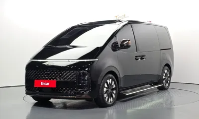 Hyundai Staria · 2025 год