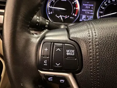Toyota Highlander 2016, 71000 км, за 108000 CNY - фото 17