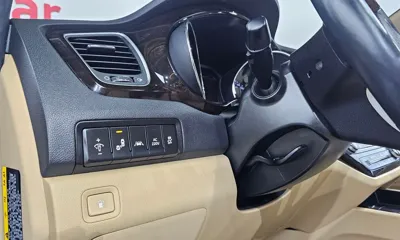 Kia Canival 2020, 52475 км, за 22200000 KRW - фото 15