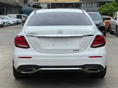Mercedes-Benz E-Class 2017, 100000 км, за 123800 CNY