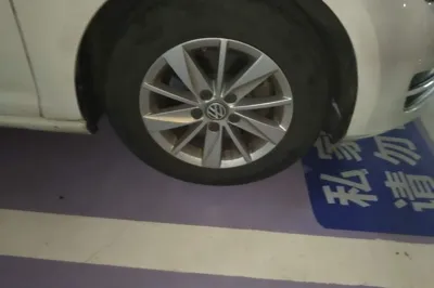 Volkswagen Golf 2015, 121800 км, за 48528.35 CNY - фото 8